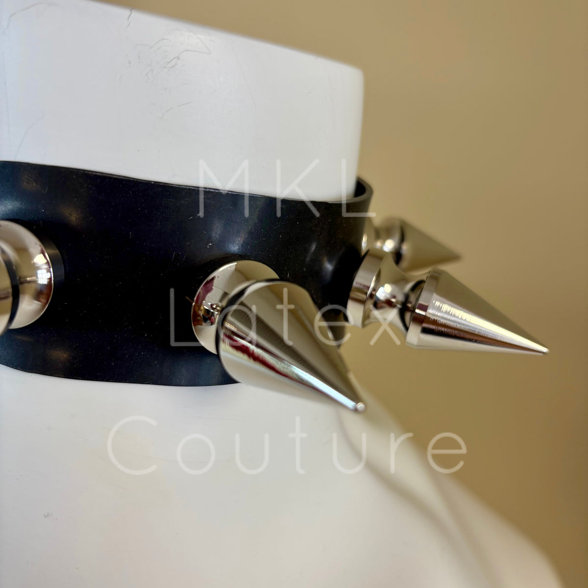 Latex choker with Big screw back tree spikes German spikes punk gothic biker cosplay with optional D-Ring with back buckle