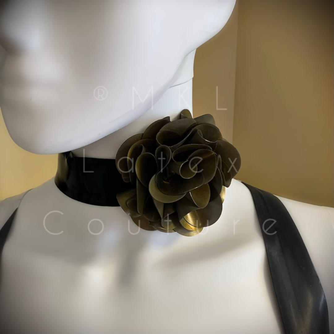 Flower Latex Choker