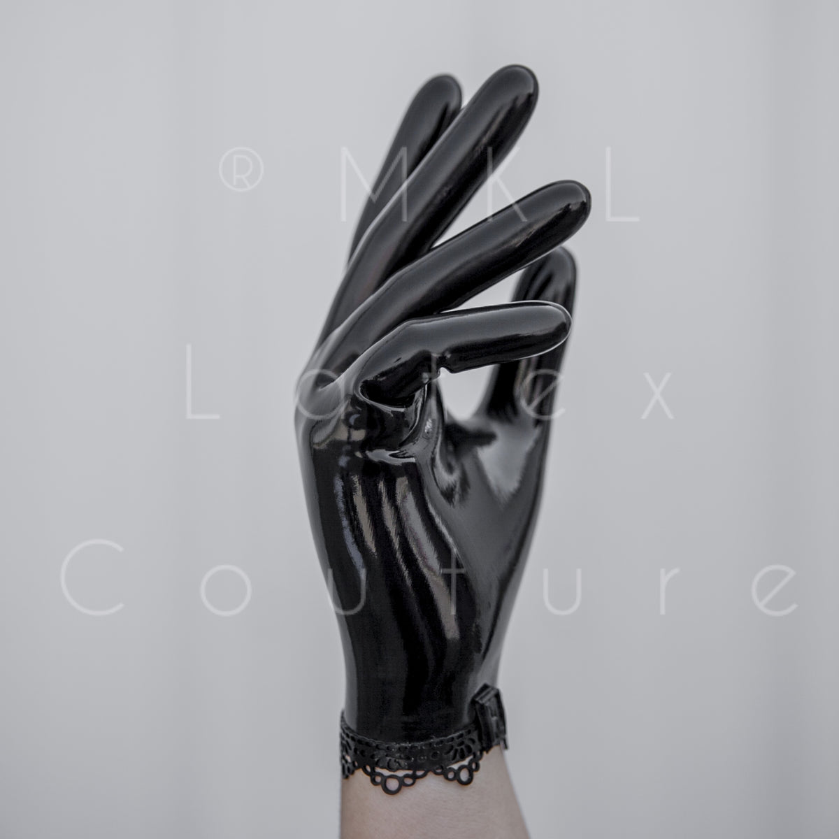 Side Ann Lace Short Latex Gloves