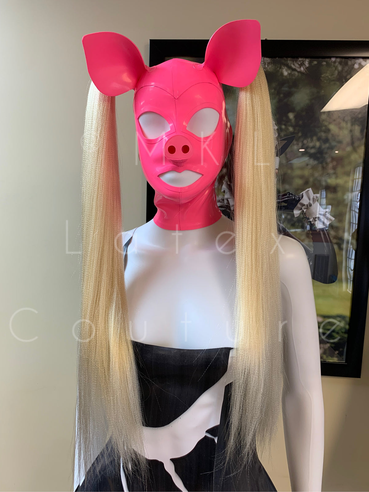Piggy Latex Hood
