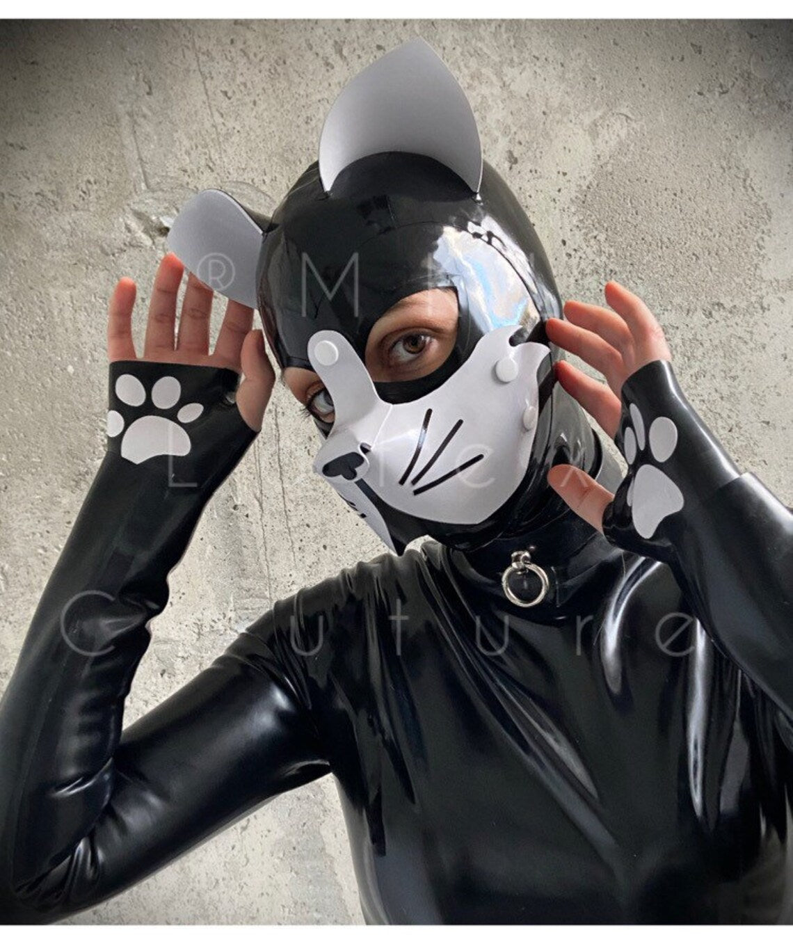 Cat Paws Latex Gauntlets
