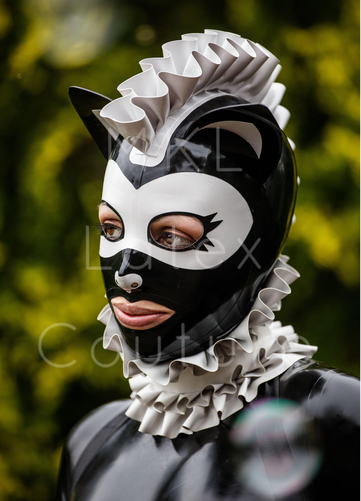 Skunk Latex Hood