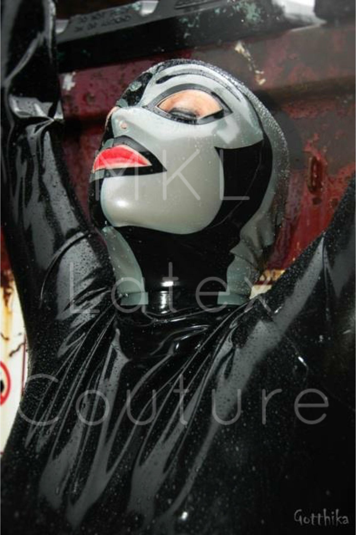 The Mirror Latex Hood